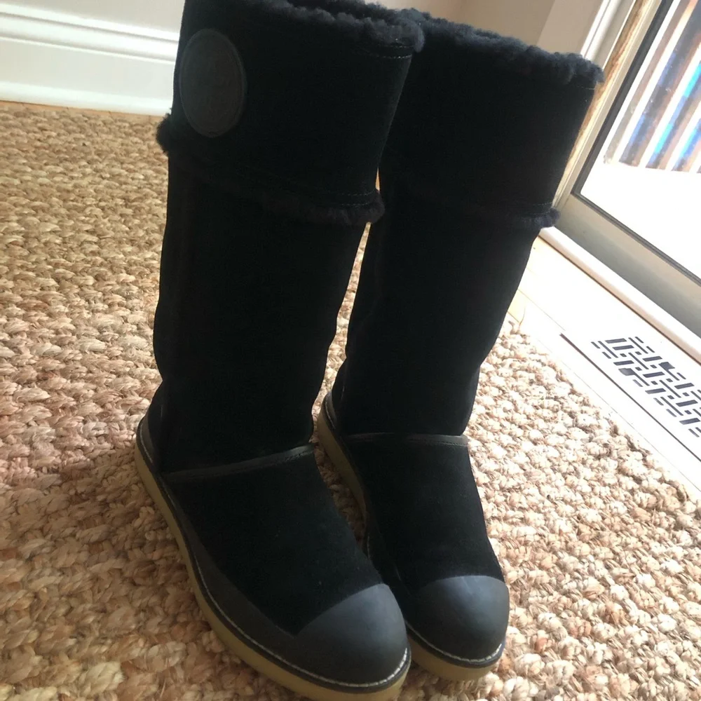 Tory Burch Nadine Mid Shaft Suede and Shearling Boot. Size 7.5